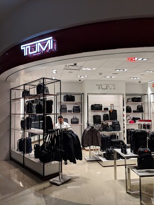 Tumi at Boston Airport